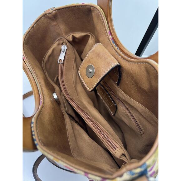 Relic Brand Collection Floral Handbag Canvas Wood Summer Crossbody Festive - Picture 9 of 10